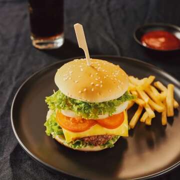 200 PCS Bamboo Skewers for Appetizers, Kabob Skewers, Skewers for Grilling, Bamboo Sticks for Fruit Kabobs, Charcuterie Boards Accessories (3.5 Inch)