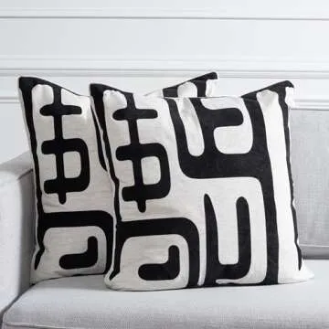 SAFAVIEH 24-Inch Maize Black Throw Pillows Set of 2