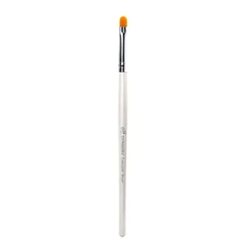 Essential Concealer Brush for Flawless Application by e.l.f.