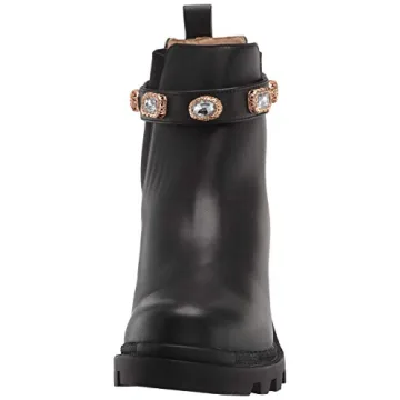 Steve Madden Women's Amulet Fashion Boot for Chic Style