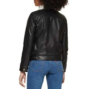 Levi's Women's Sherpa Lined Jacket for Stylish Warmth
