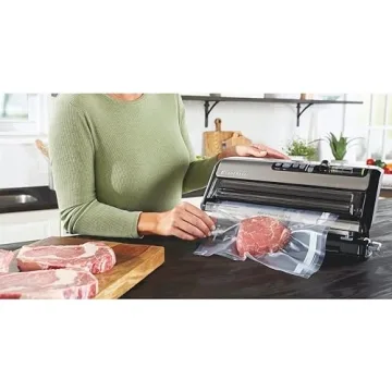 FoodSaver FM5200 Vacuum Sealer for Fresh Food Storage