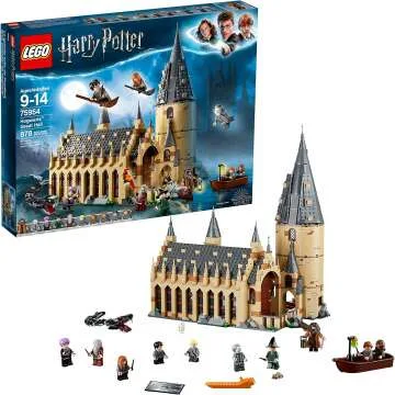 LEGO Hogwarts Great Hall Building Kit - 879 Pieces