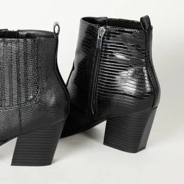 Stylish Women's Sia Pointed Toe Western Ankle Boot