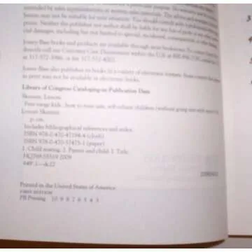 Free-Range Kids: How to Raise Safe, Self-Reliant Children (Without Going Nuts With Worry)