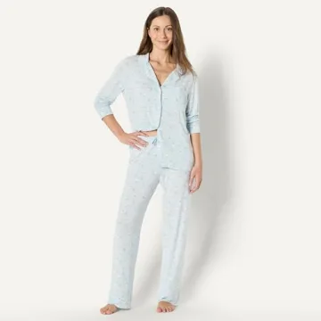 Stylish Women's Modal Pajama Set – Amazon Essentials x Sofia Grainge