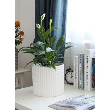 Shiny White Vintage-Style Ceramic Plant Pots for Indoors