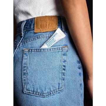 Vegan Lip Moisturizer by Malin + Goetz - Hydrate & Nourish