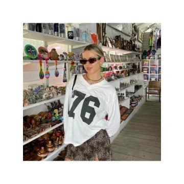 Oversized Graphic Tee for Summer 2024 Y2K Style