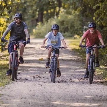 Mongoose Flatrock 21-Speed MTB for All Ages and Terrain