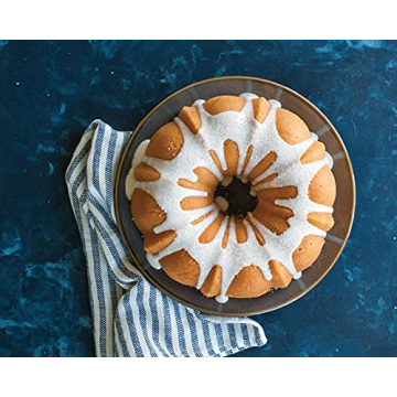 Nordic Ware 6-Cup Formed Bundt Pan for Perfect Baking