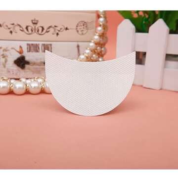 Faiteary 150pcs Eyeshadow Shields, Lint Free Eyeshadow Stencil Gel Pad Under Patches, Prevent Makeup Residue for Eyelash Extensions, Eyeliner, Lip and Tinting Makeup