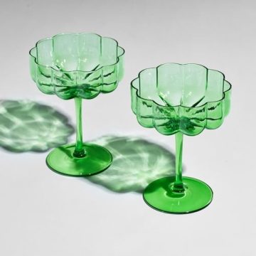 Khen Flower Vintage Wavy Glass Coupes for Every Occasion