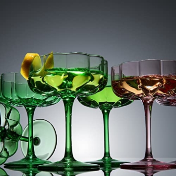 Khen Flower Vintage Wavy Glass Coupes for Every Occasion