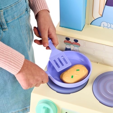 Bluey Cook & Clean Kitchen Playset with Sounds and Accessories