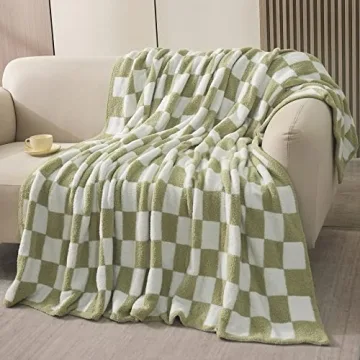 Luxurious Checkered Throw Blanket for Cozy Comfort