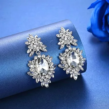 Elegant Rhinestone Chandelier Earrings for All Occasions