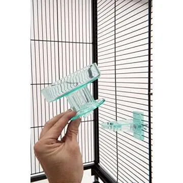 Lixit Quick Lock Bird Cage Bath for Lovebirds, Canaries, Finches, Parakeets, and Cockatiels and Other Small to Medium Feathered Friends (Pack of 1)