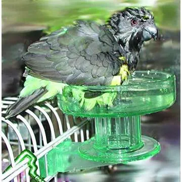Lixit Quick Lock Bird Cage Bath for Lovebirds, Canaries, Finches, Parakeets, and Cockatiels and Other Small to Medium Feathered Friends (Pack of 1)