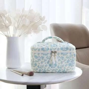 Prite Large Makeup Bag Cute Cosmetic Bag for Women Floral Coquette Aesthetic Toiletry Bag Travel Mak...