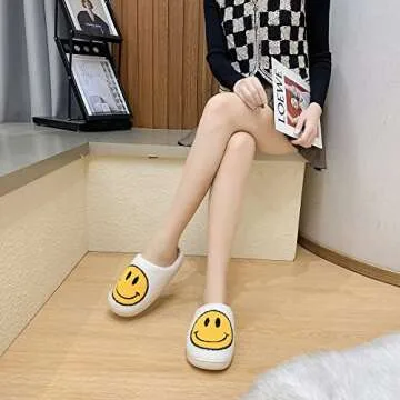 PLMOKN Slippers for women indoor and outdoor men open toe fluffy cute Smile face slippers,B-白色39/40