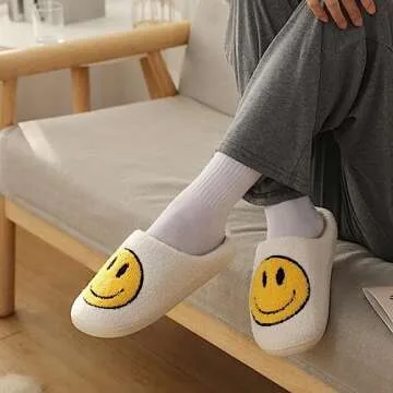 dubuto Smile Face Slippers for Kids, Cozy Plush Design