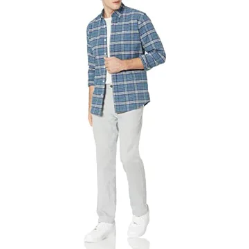 Men's Slim-Fit Wrinkle-Resistant Chino Pants