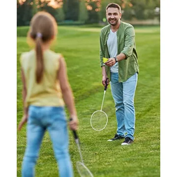 AboveGenius Badminton Set with 6 Rackets and Shuttlecocks