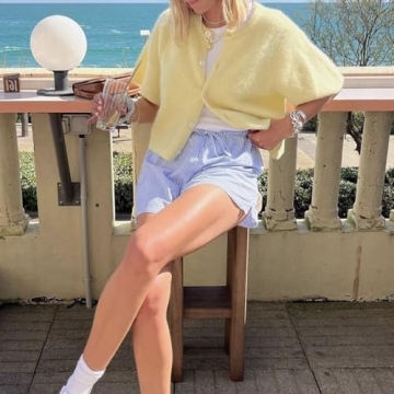 Chic Y2K Knitted Crop Cardigan for All Seasons