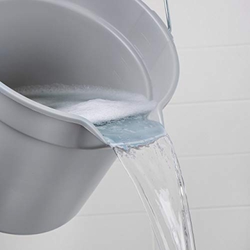 Rubbermaid 14 Quart Heavy-Duty Round Bucket for All Tasks