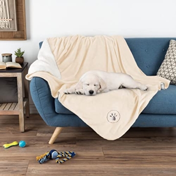 PETMAKER Waterproof Pet Blanket - Reversible Sherpa Fleece Throw