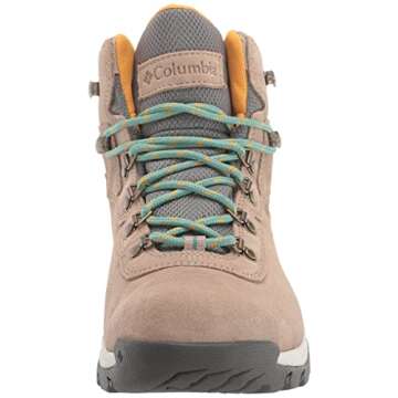 Columbia Women’s Newton Ridge Plus Waterproof Amped Hiking Boot, Waterproof Leather, Oxford Tan/Dusty Green, 9