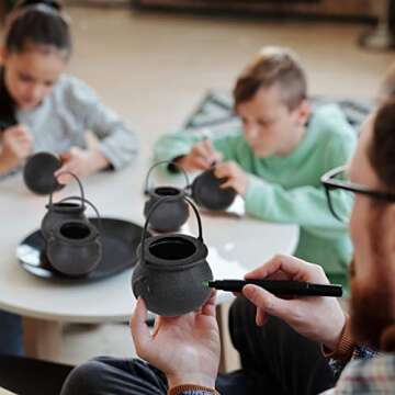 Hptmus St Patrick's Cauldron Pot - 4 Pieces Black Witch Cauldrons Mini Candy Kettle with 120 Shamrock Coins Plastic Green Gold Lucky Clover Coin for St Patrick's Day Party Favors