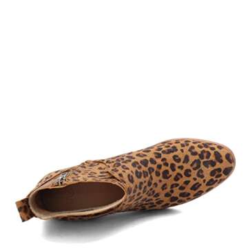 UGG Women's Kingsburg Leopard Boot, Natural, 8