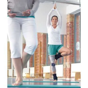 Bauerfeind GenuTrain P3 Patella Knee Support for Stability