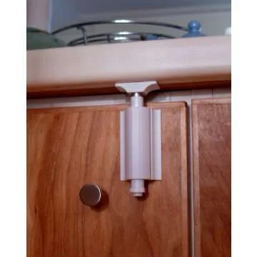 Cardinal Gates Guardian Lock Stick On - Effortless Safety Solution