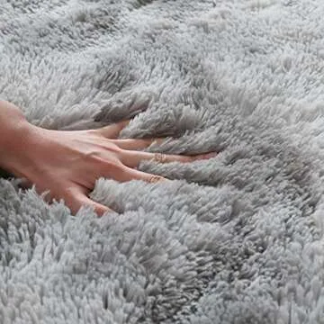TEWWET Fluffy Rugs for Bedroom 5x7, Soft Shaggy Bedroom Rug, Fuzzy Plush Area Rugs for Dorm Living Room Kids Room, Non-Slip Indoor Floor Accent Area Carpet（Grey）