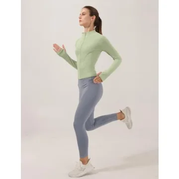 Stylish Lightweight Stretchy Workout Jacket for Women