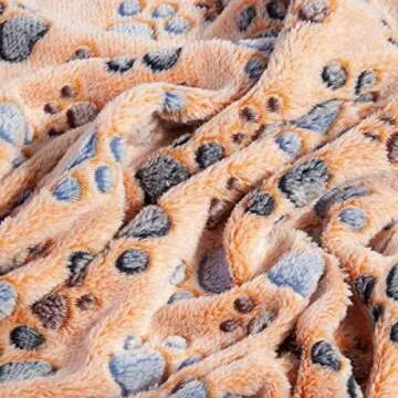 Cozy Pet Blanket for Dogs - Paw Print Design Fleece Blanket