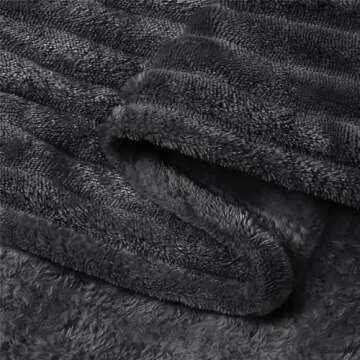 BEDELITE Fleece Blanket King Size – 3D Ribbed Jacquard Soft and Warm Decorative Fuzzy Blankets – Cozy, Fluffy, Plush Lightweight Throw Blankets for Couch, Bed, Sofa(Black, 108x90 inches)