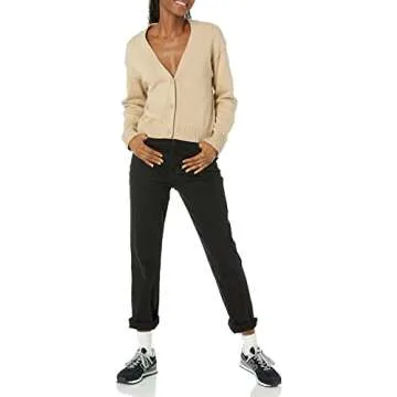 Stylish Relaxed Fit V-Neck Cropped Cardigan for Women