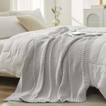 Amélie Home Chenille Knit Throw Blanket for Couch, Chunky Knit Blanket with Chevron Texture Non-Shedding, Decorative Farmhouse Soft Blanket for Home Sofa Chair Bed, Light Grey, 50x 60