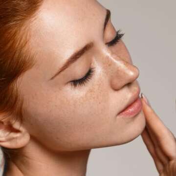 COLLEEN ROTHSCHILD Mandelic Acid Radiance Serum - Effective AHA