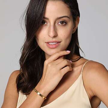 Elegant Rose Gold Bangle Bracelet for Women