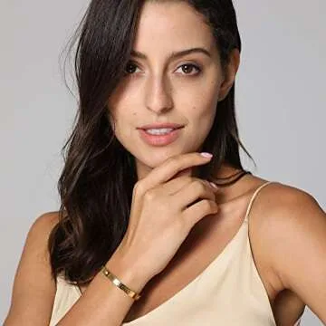 Elegant Rose Gold Bangle Bracelet for Women