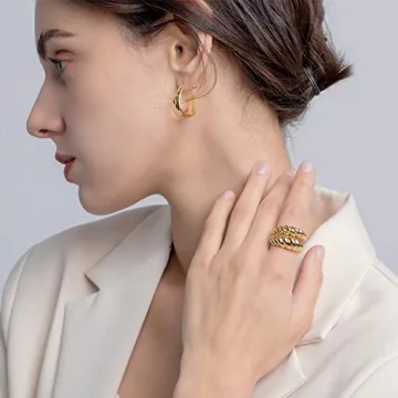 Stylish LILIE&WHITE Hammered Gold Chunky Hoop Earrings