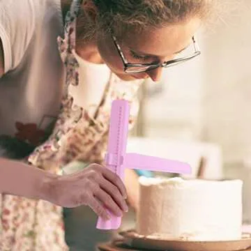 Adjustable Cake Scraper for Perfect Cake Edges