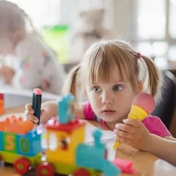 Ice Cream Shooters - Colorful Toy Launchers for Kids