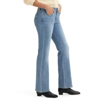 Levi's Women's Classic Bootcut Jeans for Flattering Style