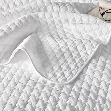 CozyLux King Size Quilt Set White 3 Pieces - Lightweight Bedspread